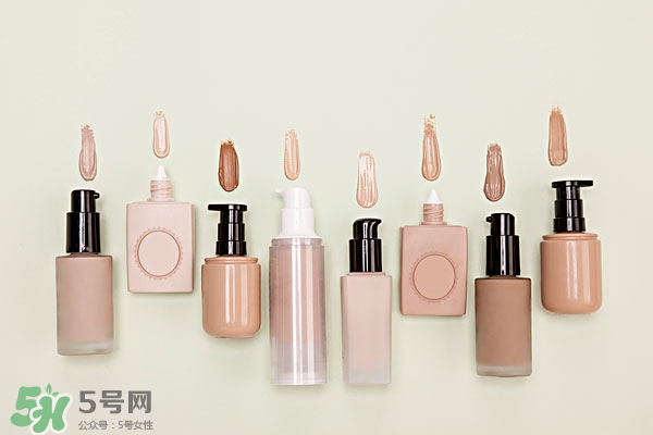 粉底液和氣墊哪個(gè)好用 粉底液和氣墊的區(qū)別 粉底液和氣墊哪個(gè)好用 粉底液和氣墊的區(qū)別
