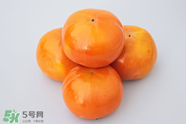 吃柿子惡心想吐怎么辦 吃柿子的禁忌 吃柿子惡心想吐怎么辦 吃柿子的禁忌