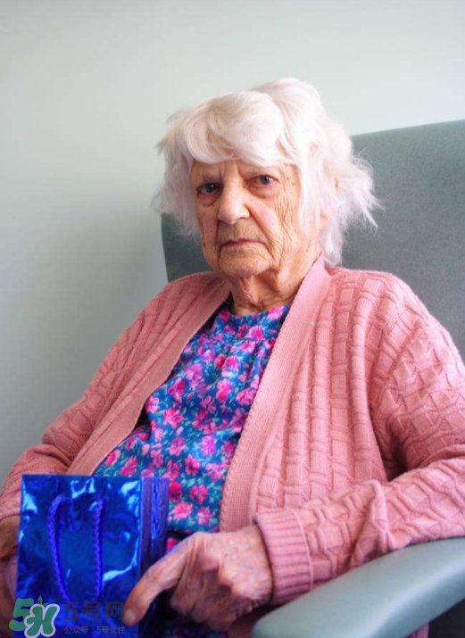 腦血栓要一直吃藥嗎？腦血栓要做手術嗎？