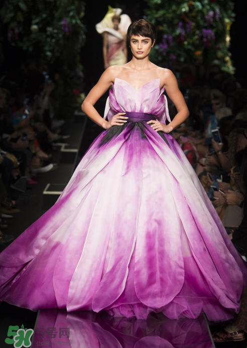 moschino2018春夏系列服裝怎么樣_好看嗎？