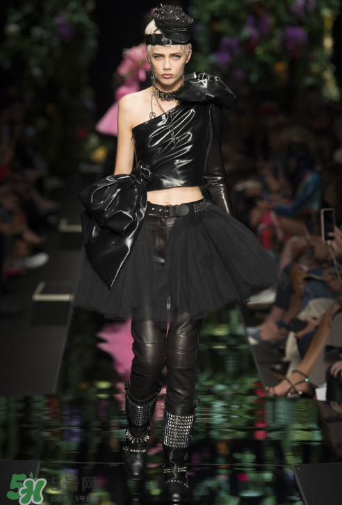 moschino2018春夏系列服裝怎么樣_好看嗎？
