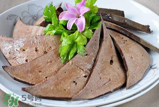 豬肝是發(fā)物嗎？豬肝是回奶的嗎