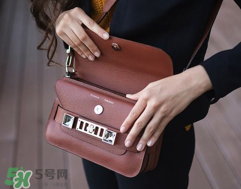 proenza schouler是什么牌子？proenza schouler是奢侈品嗎？