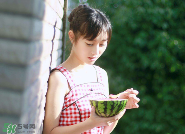 結(jié)膜炎眼睛腫了怎么辦？結(jié)膜炎眼睛紅幾天能好？