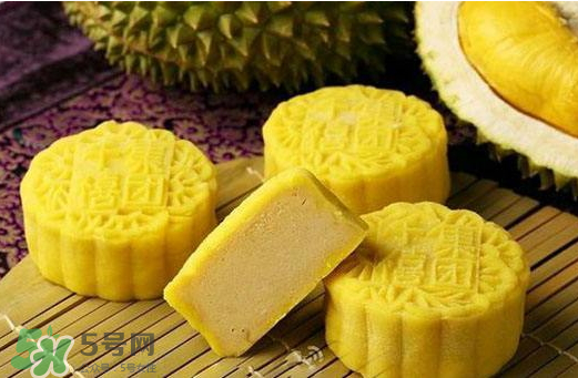 榴蓮月餅里的榴蓮餡怎么做 榴蓮月餅好吃嗎 榴蓮月餅里的榴蓮餡怎么做 榴蓮月餅好吃嗎