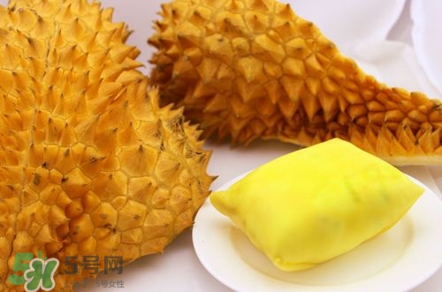 榴蓮和柿子能一起吃嗎？吃完榴蓮可以吃柿子嗎？