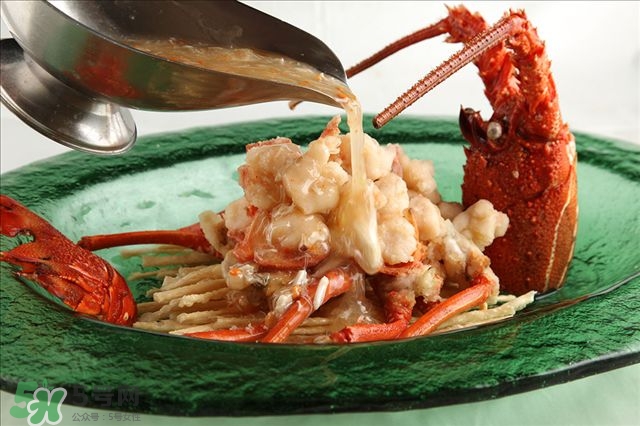 螃蟹里面的黃是什么 螃蟹里什么不能吃 螃蟹里面的黃是什么 螃蟹里什么不能吃