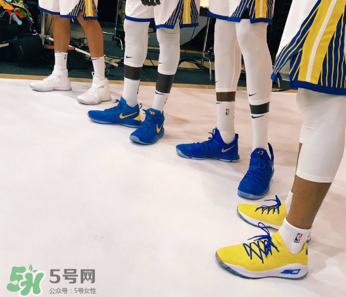 under armour curry 4 low warriors什么時候發(fā)售？