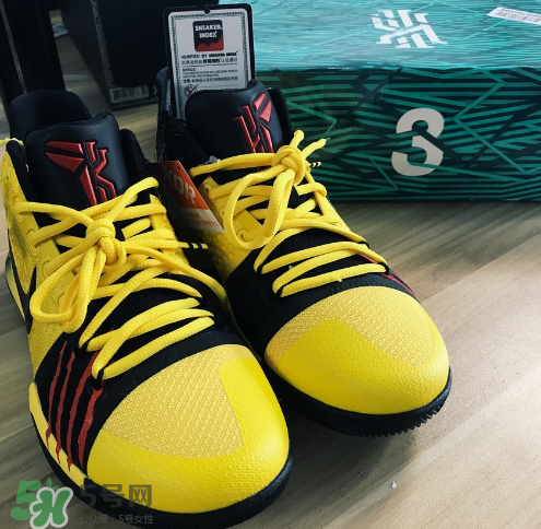 nike kyrie3 mamba mentality怎么樣？歐文3李小龍配色開箱測(cè)評(píng)