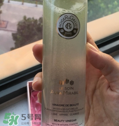 香邂格蕾古法凝光醋萃爽膚水怎么用？