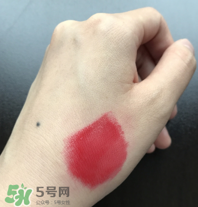 歐萊雅唇釉901平價斬男色試色_試色圖