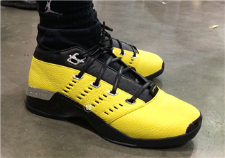 solefly聯(lián)名air jordan 17 low lightning發(fā)售時間_實物上腳效果