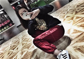 yeezy calabasas運動褲在哪買？yeezy calabasas褲子發(fā)售時間