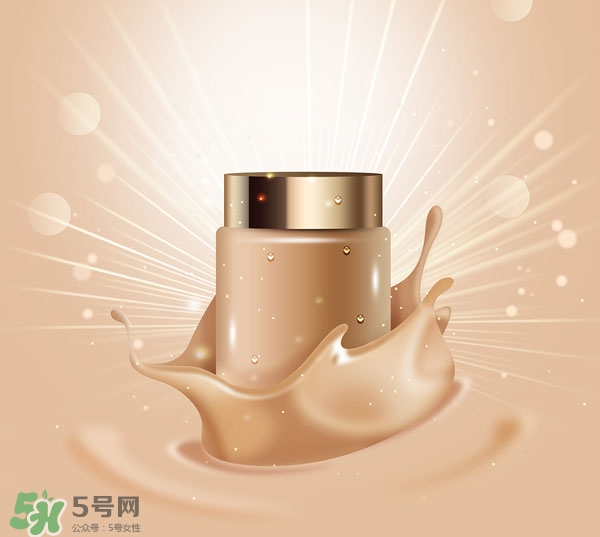 粉底液和cc霜同時(shí)用嗎 粉底液和cc霜的先后順序 粉底液和cc霜同時(shí)用嗎 粉底液和cc霜的先后順序