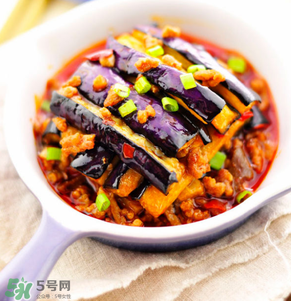 茄子把煮水能治咳嗽嗎？茄子怎么做好吃？