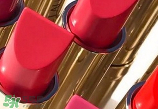 雅詩蘭黛戀愛唇膏220心動色試色 雅詩蘭黛戀愛唇膏220心動色試色