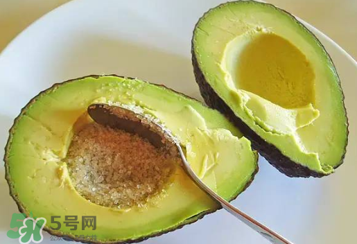 牛油果為什么苦?帶有黑線的牛油果怎么吃最好？