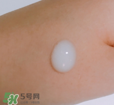 olay小臉精華怎么樣？olay玉蘭油臻粹系列小臉精華功效