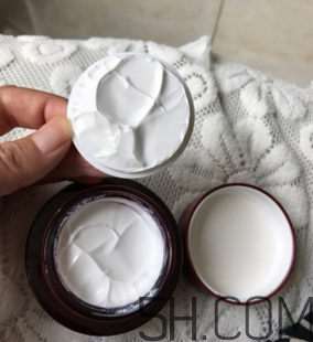 韓束水光素顏霜怎么樣？韓束素顏霜好用嗎？