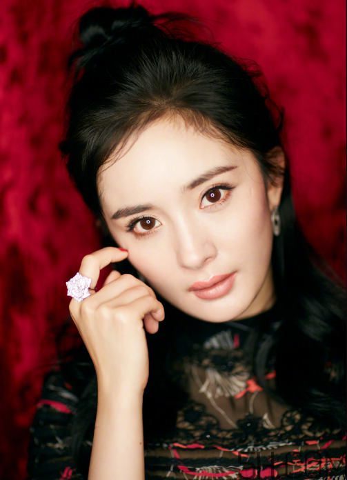 去眼袋手術(shù)有什么風(fēng)險(xiǎn)？去眼袋手術(shù)有什么后遺癥？