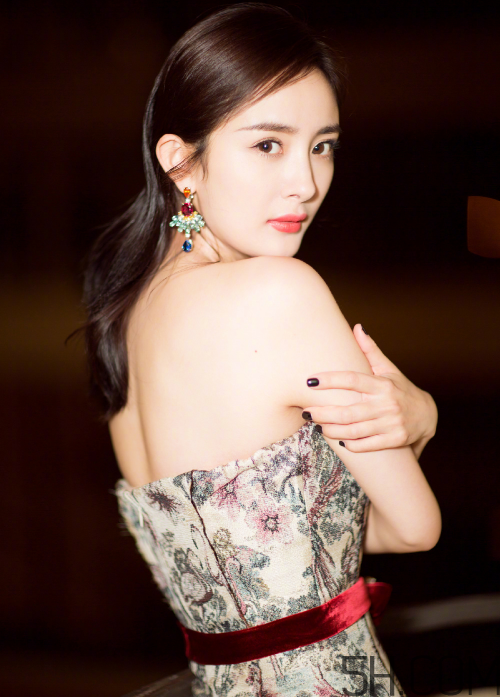 去眼袋手術(shù)會(huì)痛嗎？去眼袋手術(shù)會(huì)留疤嗎？