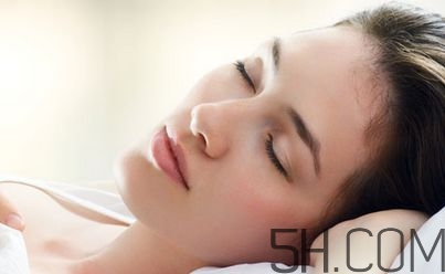 雙子宮懷雙胞胎幾率大嗎？雙子宮懷雙胞胎有風(fēng)險(xiǎn)嗎？