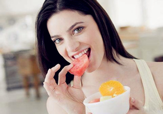 羊水過(guò)少能順產(chǎn)嗎？羊水過(guò)少的原因