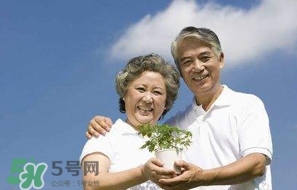 中秋節(jié)送什么給岳父母？中秋節(jié)送什么給公婆