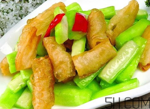 油條和什么炒好吃？油條可以炒什么菜？