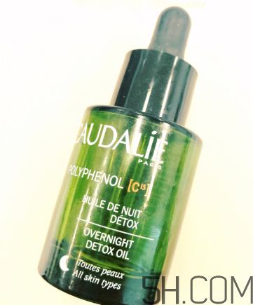 歐緹麗葡萄籽賦顏夜間煥膚精油怎么樣？好用嗎？