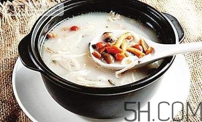 蘑菇和海參能一起吃嗎？蘑菇海參湯的做法