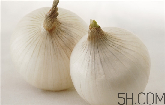 大蒜泡酒可以治腳氣嗎？治腳氣的方法有哪些？