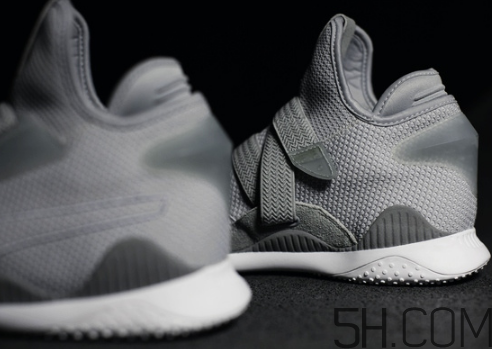 puma中秋系列月見節(jié)主題運(yùn)動(dòng)鞋多少錢_在哪買？