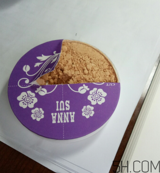 安娜蘇肌密玩美散粉怎么樣？安娜蘇散粉好用嗎？