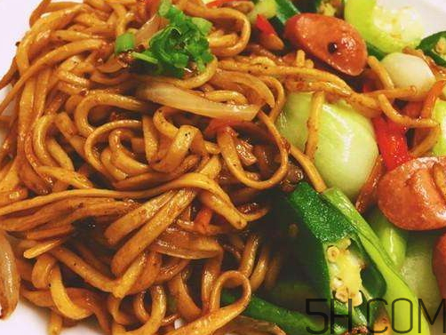 炒面用什么醬油？炒面用什么調(diào)料最香？