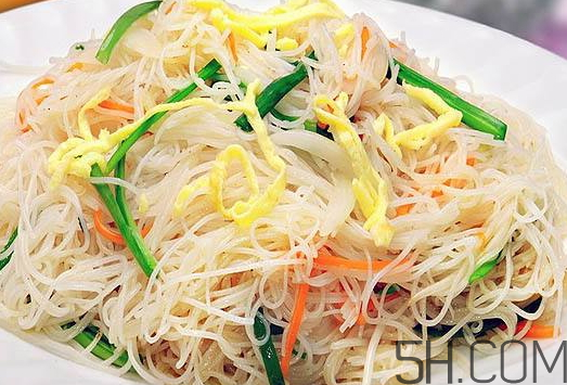 吃炒面會(huì)胖嗎？炒面熱量高嗎？