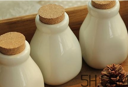 早上喝牛奶會長高嗎？早上喝牛奶會變白嗎？