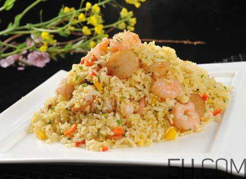 蛋炒飯?jiān)趺闯吹囊涣Ａ＃?炒飯如何粒粒分明？