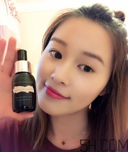 海藍之謎濃縮修護精華露怎么用？使用方法