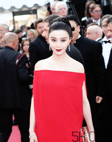 豐唇多少錢？豐唇疼嗎？