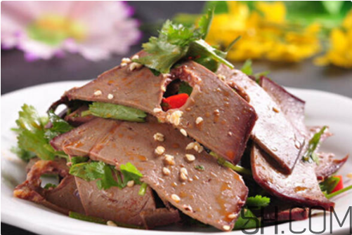 南瓜發(fā)霉了能吃嗎？高血壓不能吃的食物