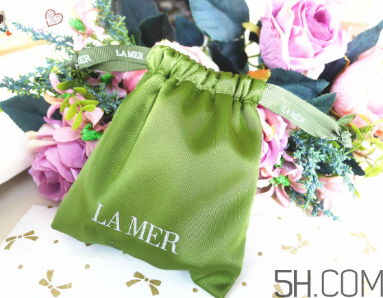 海藍(lán)之謎活顏煥膚精華露怎么樣？產(chǎn)品評(píng)測(cè)