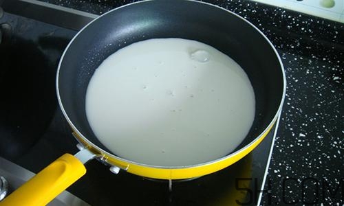 牛奶煮開(kāi)了還有營(yíng)養(yǎng)嗎？牛奶可以加熱嗎？