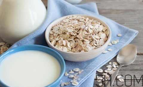 牛奶什么時候喝好？牛奶什么樣的好？