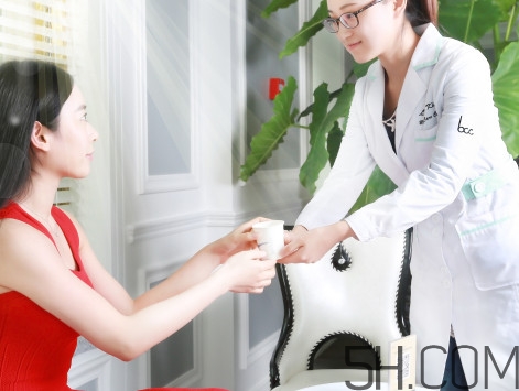 宮外孕會來月經(jīng)嗎？宮外孕試紙能測出嗎