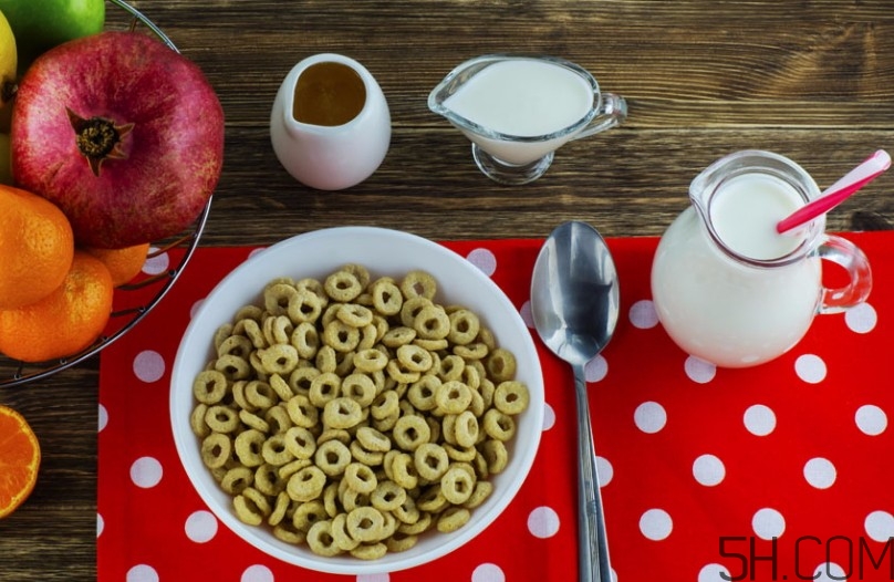 牛奶可以冷凍保存嗎？牛奶冷凍后還能喝嗎？