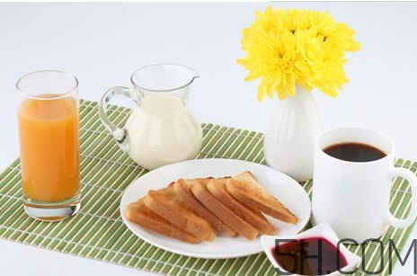 袋裝牛奶和盒裝牛奶哪個(gè)更有營養(yǎng)？