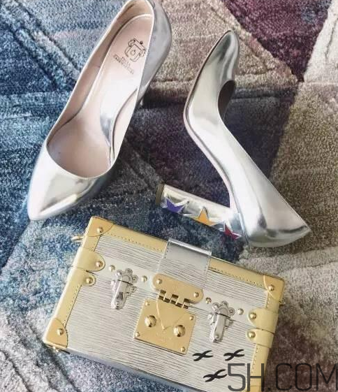 bertoni 1949是什么品牌？bertoni包包什么檔次？