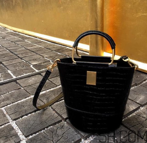 couronne包包怎么樣？couronne雙肩包多少錢？