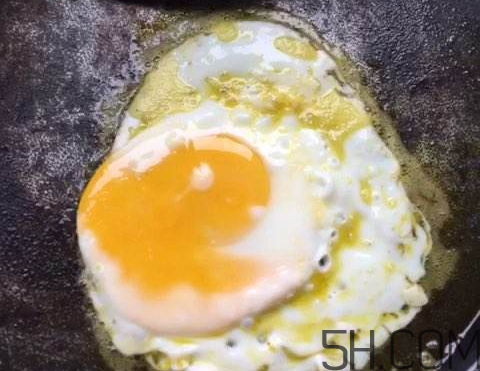 煎雞蛋為什么會有泡沫？炒雞蛋為什么會有泡沫？